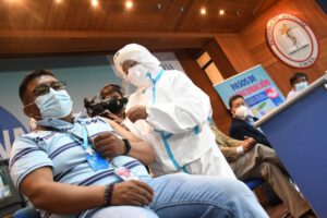 Covid-19 en Bolivia: 2.356 nuevos casos y 64 muertes