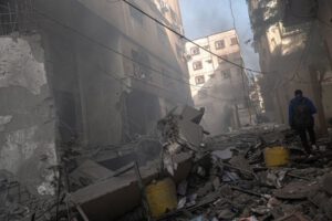 Israel contraataca a Hamás en la Franja de Gaza