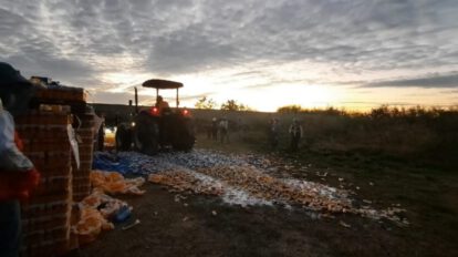 Cerveza de contrabando destruida por la Aduana Nacional