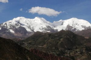 Cambio climático en Khapi afecta cultivos de papa y promueve árboles frutales
