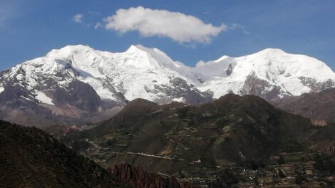 Cambio climático en Khapi afecta cultivos de papa y promueve árboles frutales