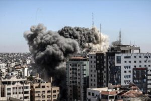 Bombardeo israelí en Gaza que destruyó edificio de Associated Press