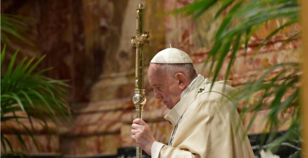 Papa Francisco pide paz en Birmania durante misa en la basílica de San Pedro
