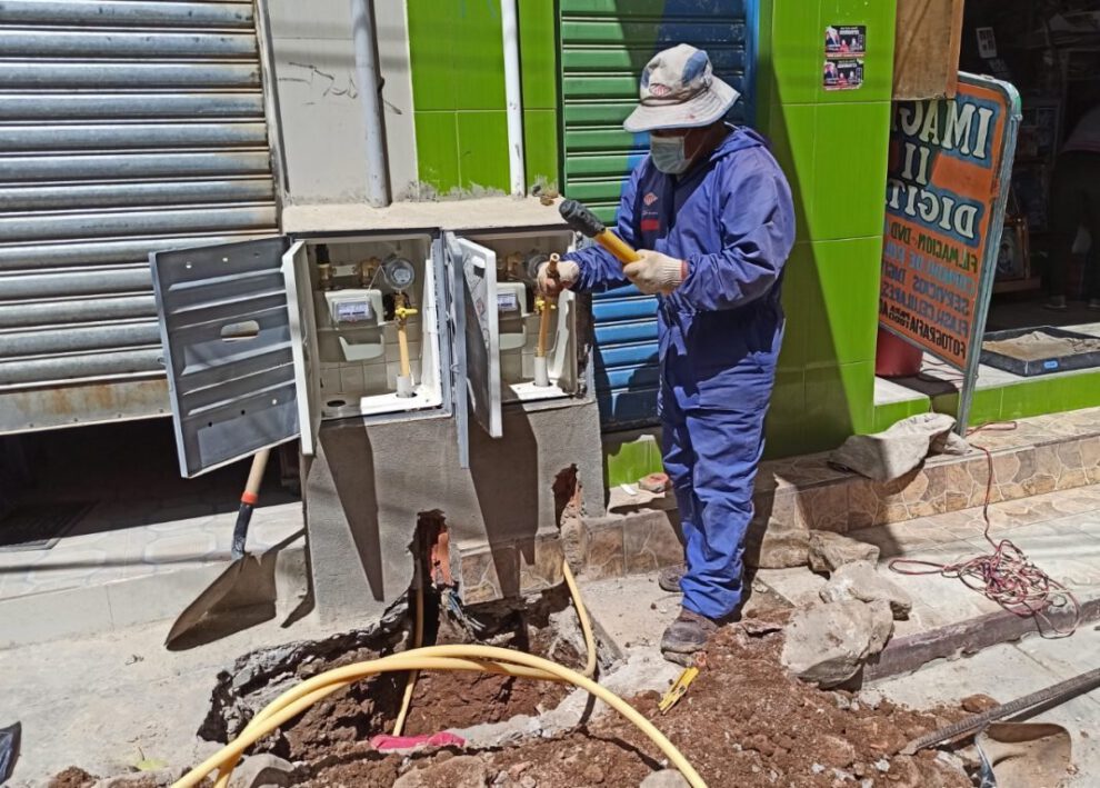 Instalaciones clandestinas de gas domiciliario en Oruro