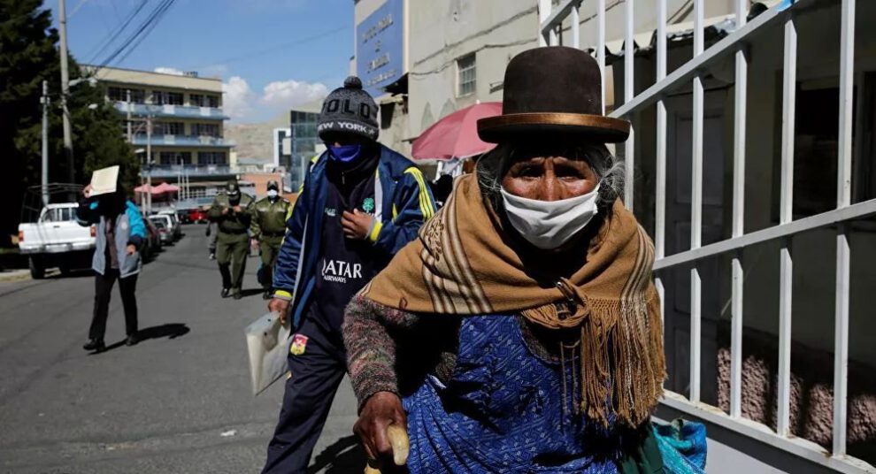Covid-19 en Bolivia: reportes de casos y vacunación