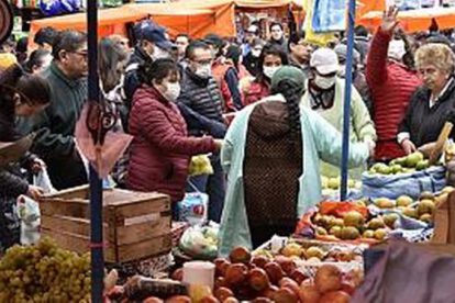 Cierre de actividades económicas en La Paz debido a la alerta naranja por Covid-19