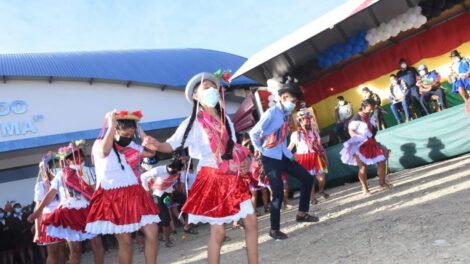 Coliseo Evo Morales en Incahuasi
