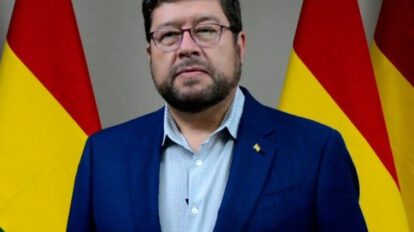 certificado de vacunación Covid-19 propuesto por Samuel Doria Medina