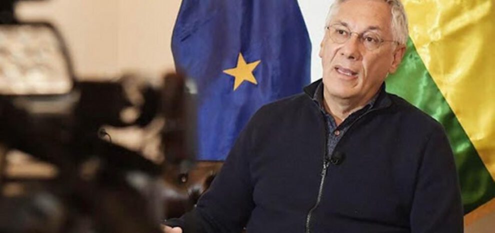 Eduardo Rodríguez Veltzé internado tras contagiarse de Covid-19