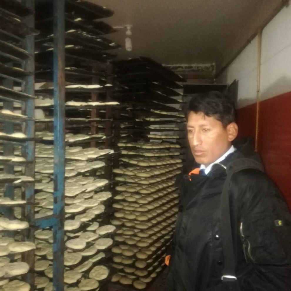 Clausuran panadería en Oruro durante operativos de defensa al consumidor