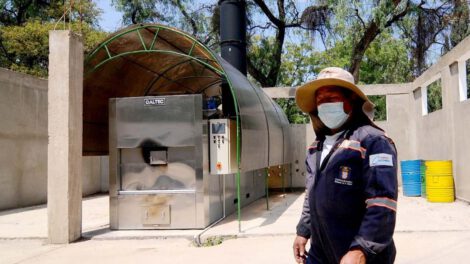 Crematorio en Cochabamba colapsa por incremento de decesos
