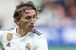 Luka Modrić renueva contrato con Real Madrid