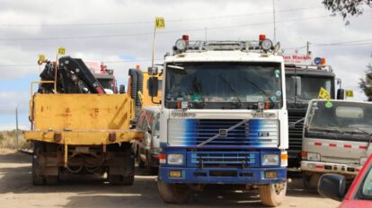 Aduana Nacional comisa camiones indocumentados en Potosí