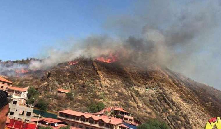 incendio cerro San Pedro en Cochabamba