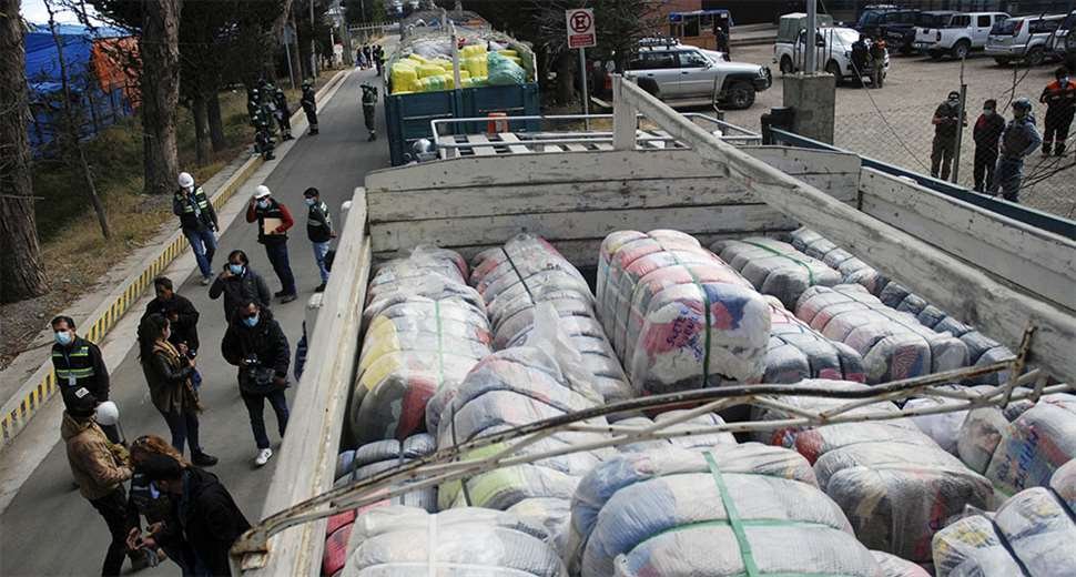 Devolución de mercadería incautada en El Alto