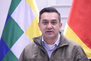Añez no participó en el contrato de equipos antimotines