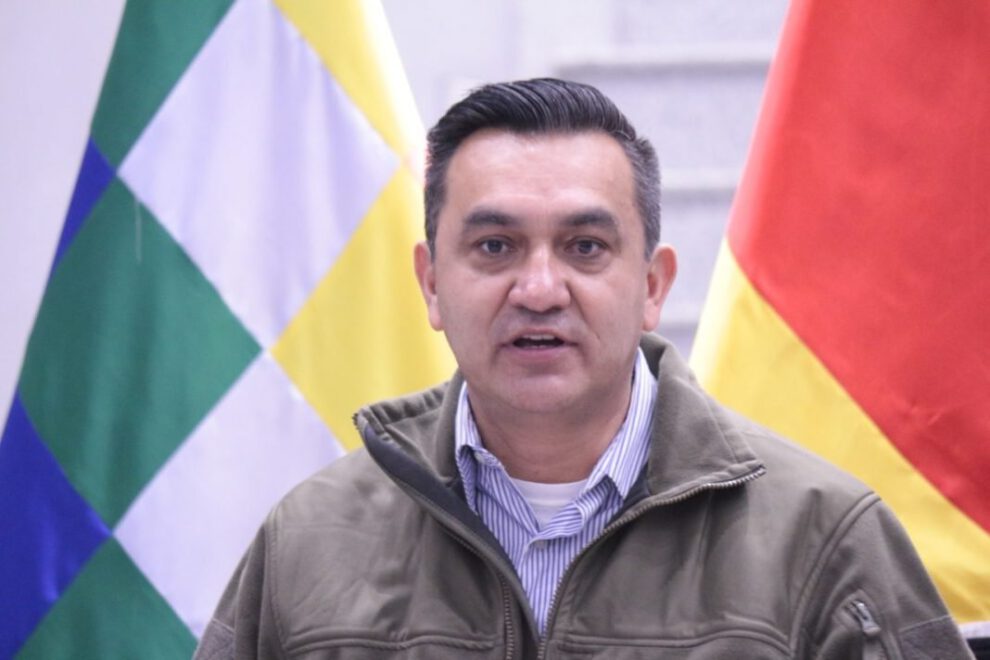 Añez no participó en el contrato de equipos antimotines
