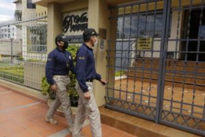 Allanamiento casa Arturo Murillo en Cochabamba