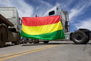 Bloqueo de salidas al interior debido a paro cívico en Oruro