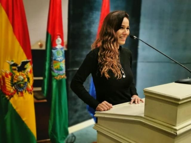 La expresentadora de televisión Melisa Ibarra citada a declarar por delitos