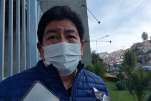 Ministro Montaño exige investigar el caso gases lacrimógenos