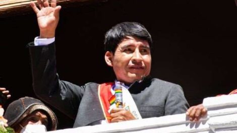 Gobernador de Chuquisaca Damián Condori ante el intento del MAS de ocupar su cargo