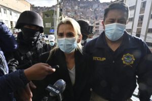 Imagen referencial de Jeanine Añez cuando fue detenida