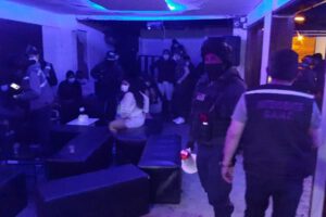 Fiesta clandestina en Cochabamba