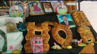Tumba simbólica para recordar a víctimas de asesinatos y otros delitos