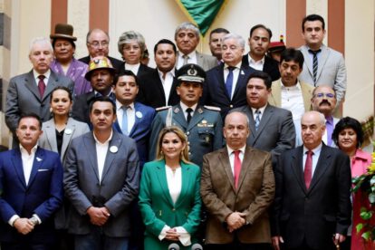 Gabinete de Añez en casos de corrupción