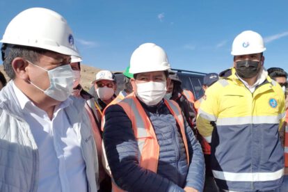 Obras en Potosí con Ministro Edgar Montaño