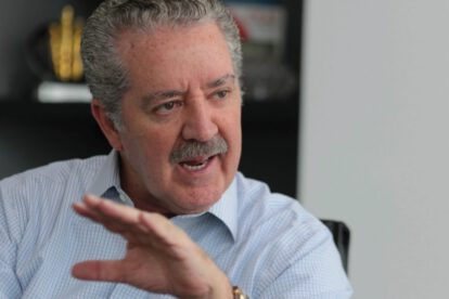 Cristóbal Roda habla sobre la falta de un plan de reactivación económica en Bolivia