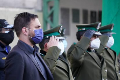 Ministro Del Castillo insta a la Policía a reflexionar sobre su papel y valores