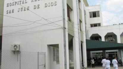 Personal de salud en Tarija reclama sueldos adeudados en el Hospital San Juan de Dios