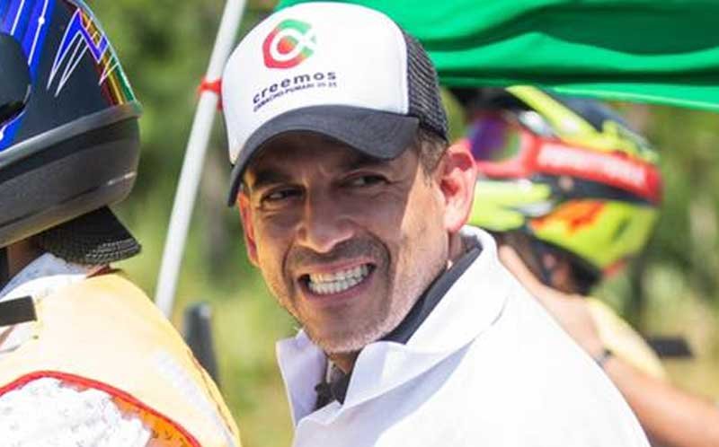 El gobernador de Santa Cruz, Fernando Camacho