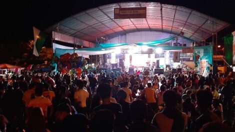 Transportistas en Chimoré festejan su aniversario