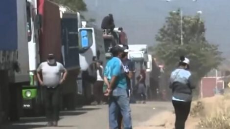 bloqueos en valles cruceños