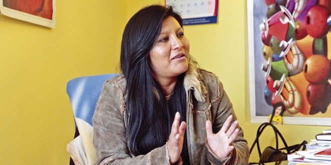 Denuncian que exalcaldesa de El Alto dejó al distrito 14 sin un centavo