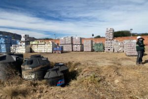 Contrabando de vino y cerveza comisados por la Aduana Nacional