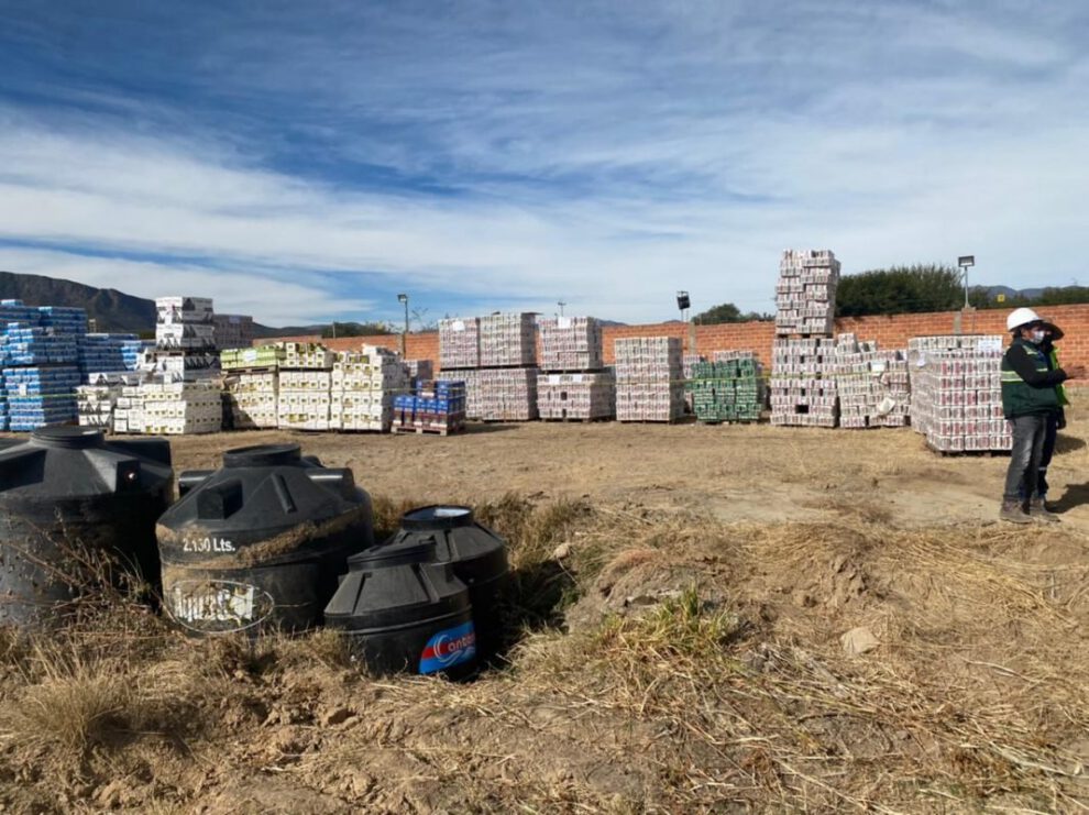 Contrabando de vino y cerveza comisados por la Aduana Nacional