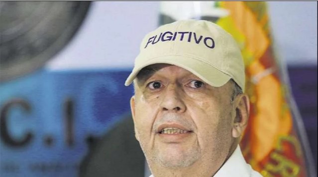 Arturo Murillo y el préstamo de material antidisturbios por Ecuador