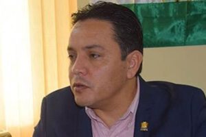 Imagen referencial del legislador Henry Montero