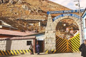 robo de mineral en la Empresa Minera Huanuni