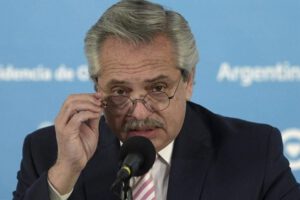 Alberto Fernández error discurso sobre vacunación