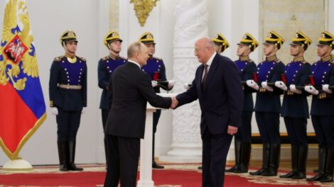 Premio Estatal de Ciencia y Tecnología a los creadores de la vacuna Sputnik V