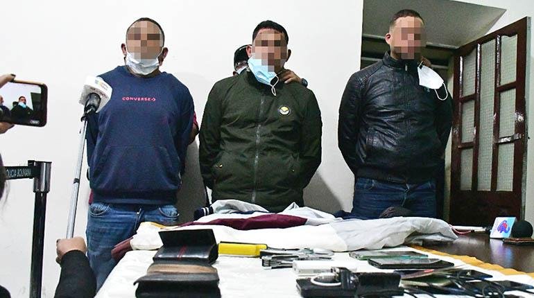 Robo a cajeros en Santa Cruz y Cochabamba