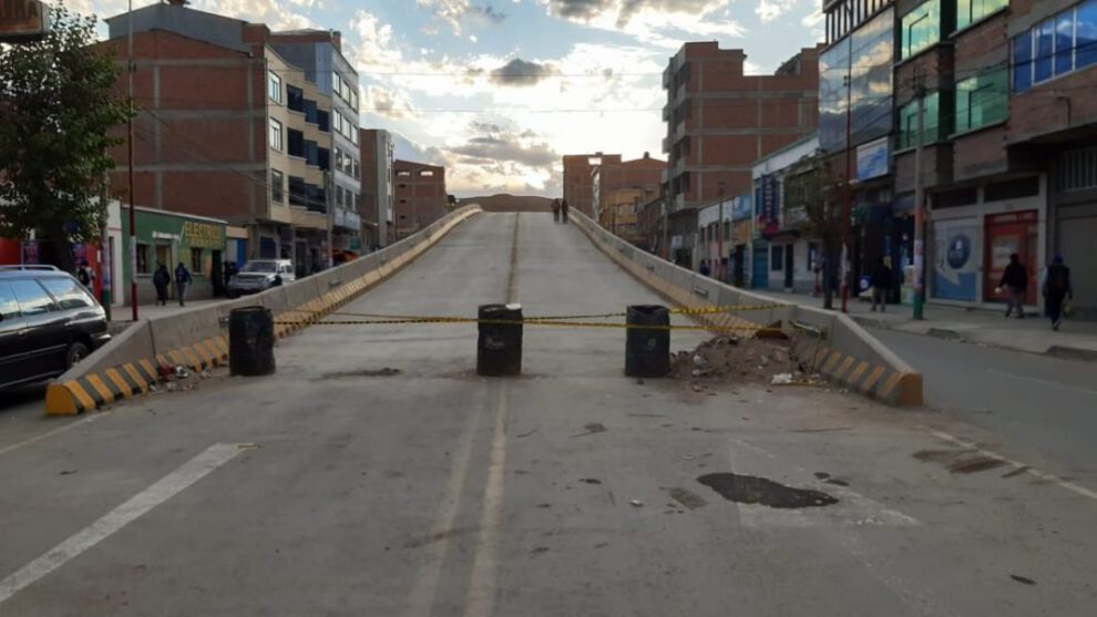 Paso a desnivel Oruro muestra deficiencias antes de su uso