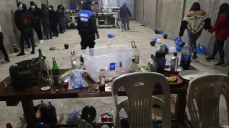 Fiesta clandestina en Cochabamba con casos de Covid-19