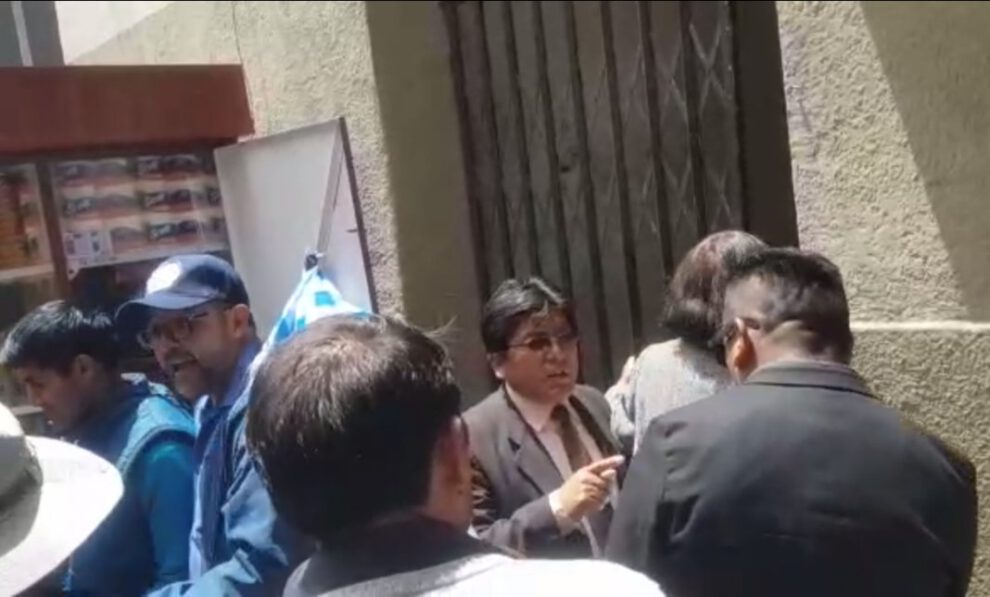 Acciones legales Colegio de Abogados por uso de dinamitas en movilizaciones
