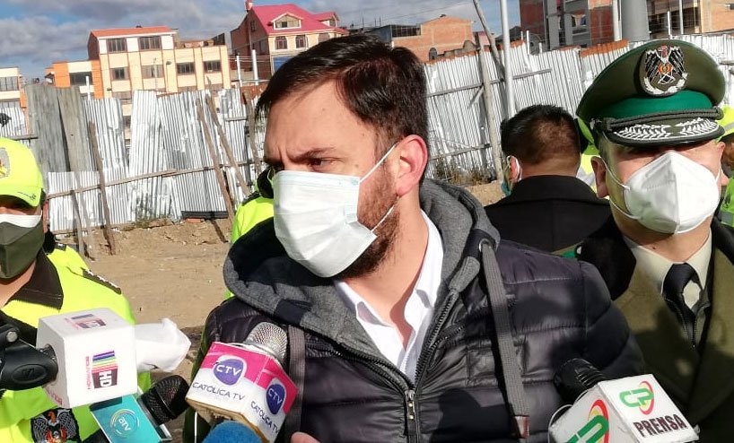 Ministro Del Castillo afirma que Añez cometió 13 vulneraciones